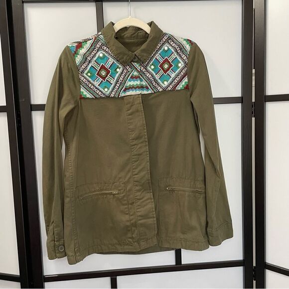 [S] Zara TRF Army Green Button-Down Multicolour Embroidered Beaded Jacket Women - Picture 3 of 16